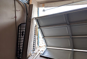 Garage Door Off Track - Forest Manor